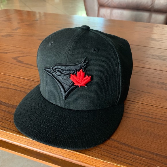 New Era Accessories Toronto Blue Jays New Era Black Hat Red Leaf Poshmark New Era Accessories Toronto Blue Jays New Era Black Hat Red Leaf Poshmark